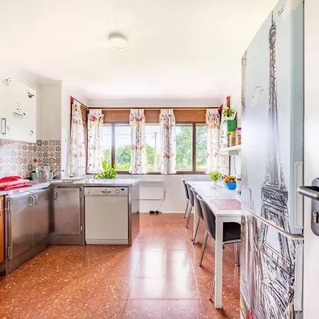 Сasa de vacaciones Family House