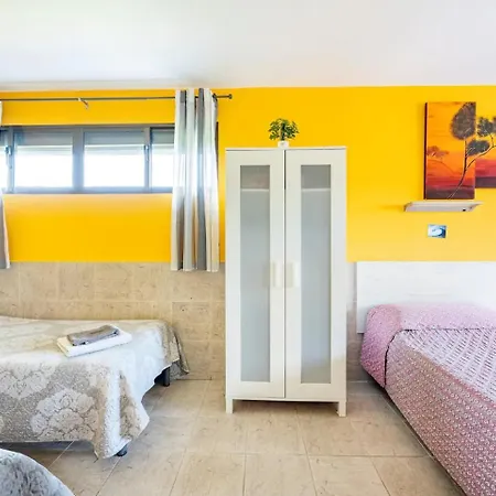 Сasa de vacaciones Family House *