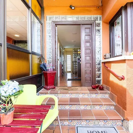 Casa Entera Family House 度假居 *